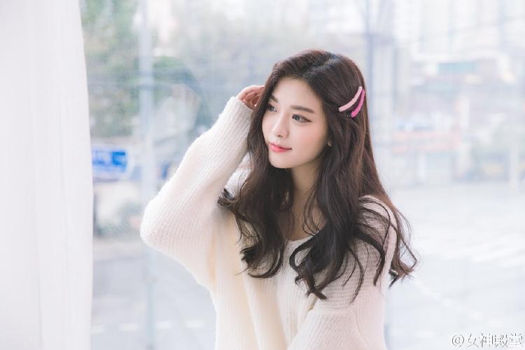 济南动物园为大熊猫华奥庆祝18岁生日